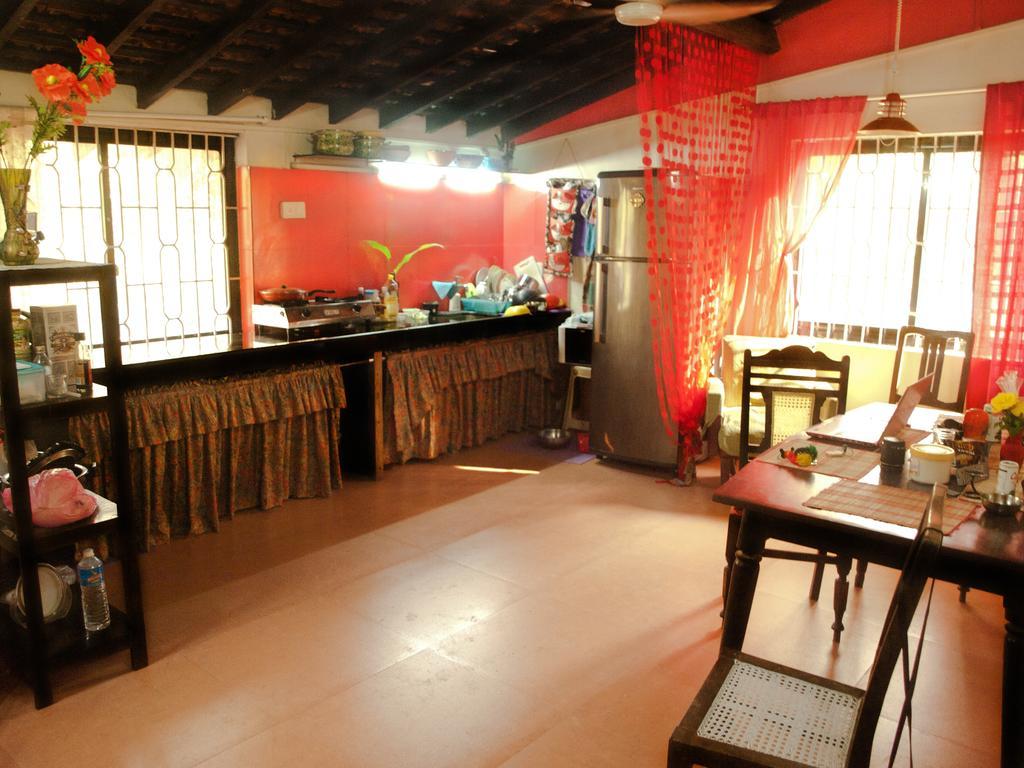 Cozy Dream Apartment Anjuna Phòng bức ảnh