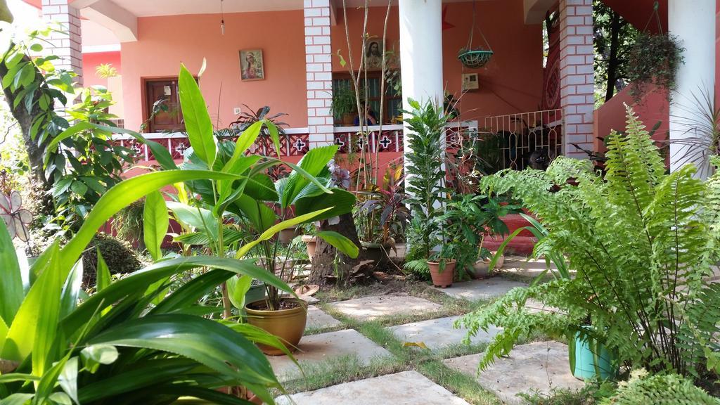 Cozy Dream Apartment Anjuna Phòng bức ảnh